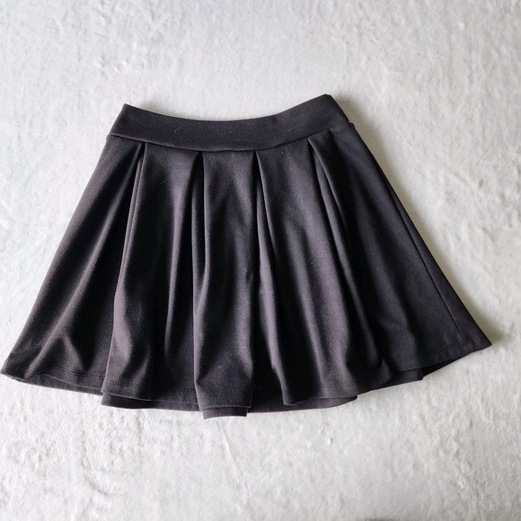 TWIK Skater Skirt Womens Small Black Pleated Mini 25" Waist Flare Dark Academia - Picture 5 of 10